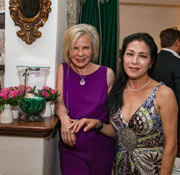 Annette Zierer, Ankie Lau beim Knauf Jewels Cocktail  (©Foto: Wild Foto)